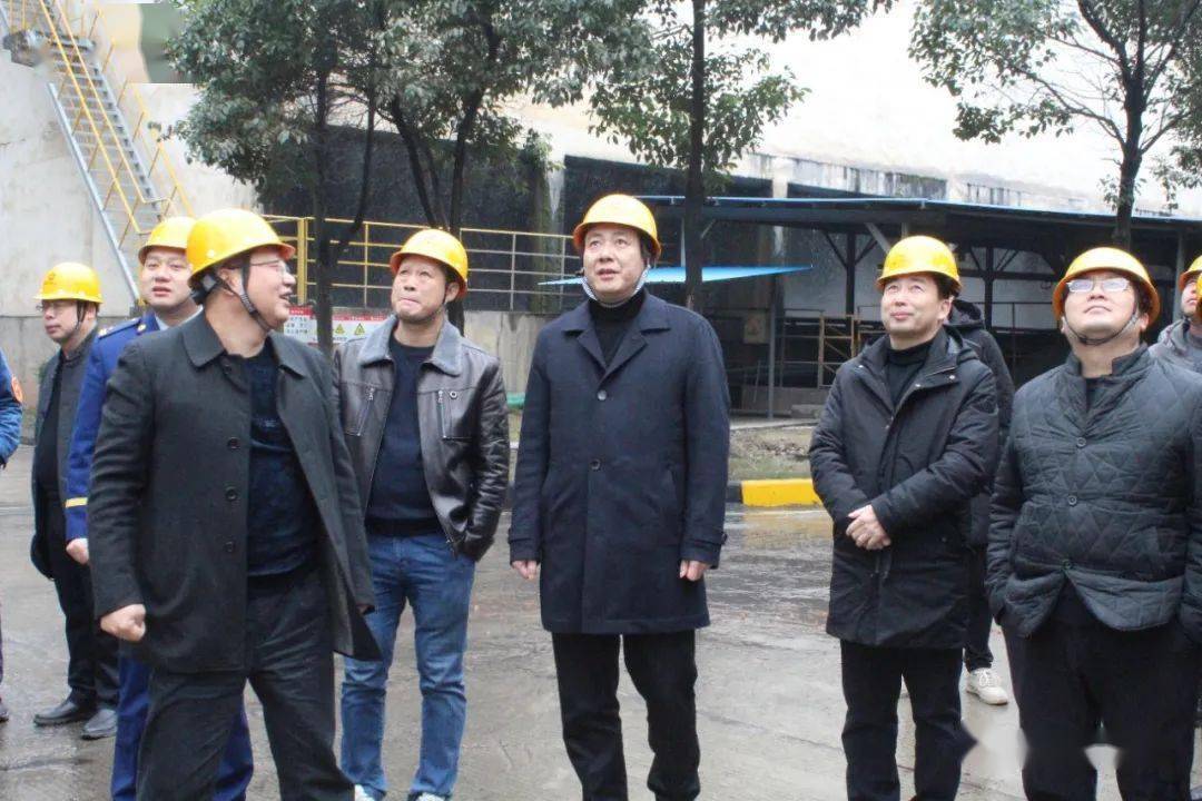 当天,吴旭东一行先后到金山现代城,灶市汽车站,耒阳南方水泥公司,伍家