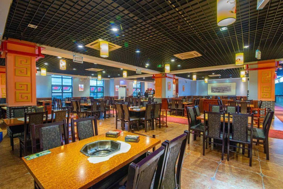 秀山人的胃就是被这种店撑大的