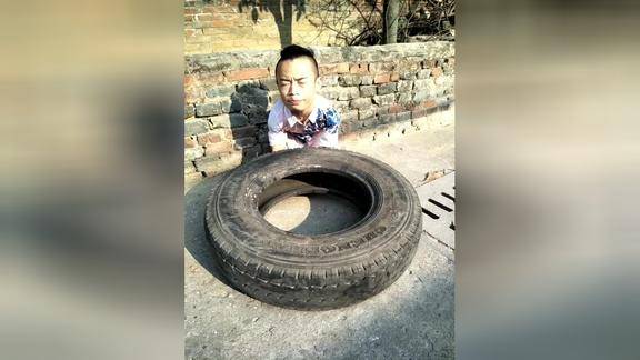 虽然我人小但是我力气大哦