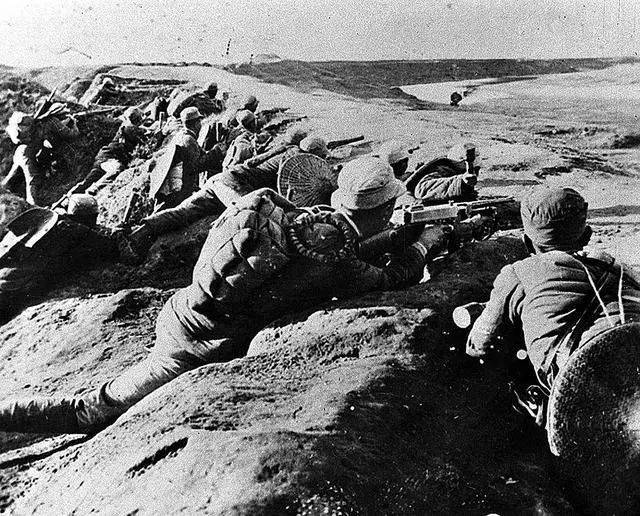 宿北战役之前,山东野战军和华中野战军虽然在战略上相互配合,但作战