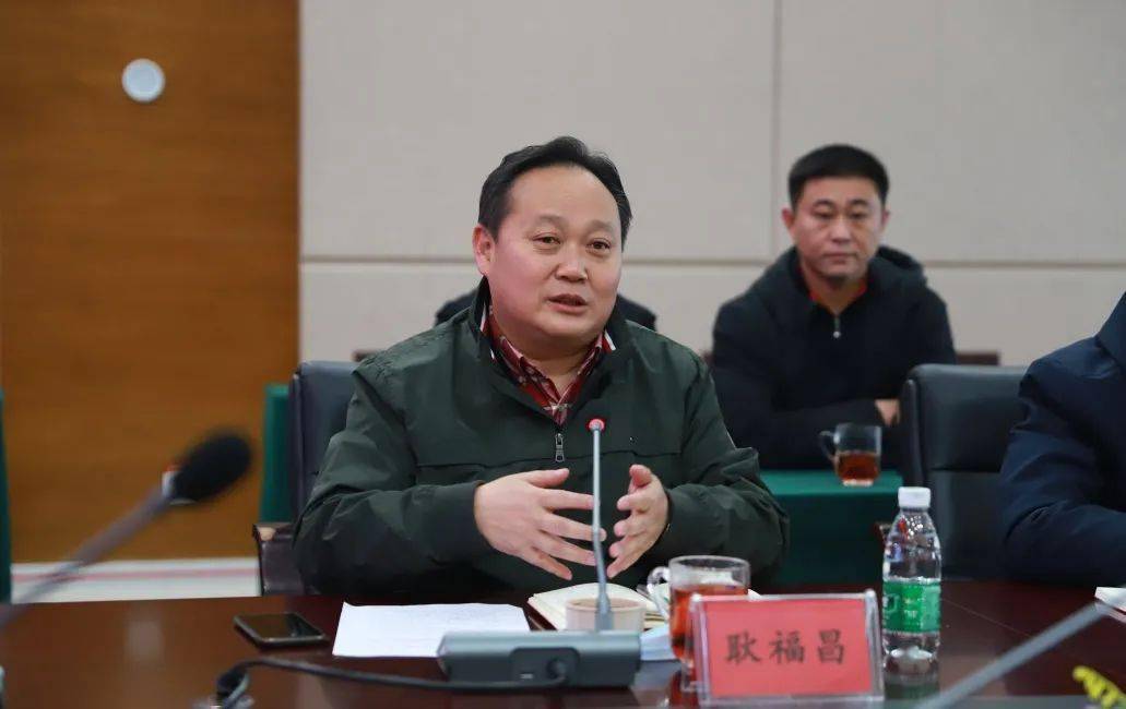 高峰到四川好医生攀西药业有限责任公司进行考察