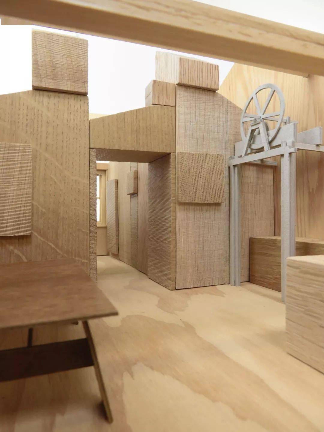 空间设计欣赏仓库大改造的办公室七巧板一样的有趣和精致