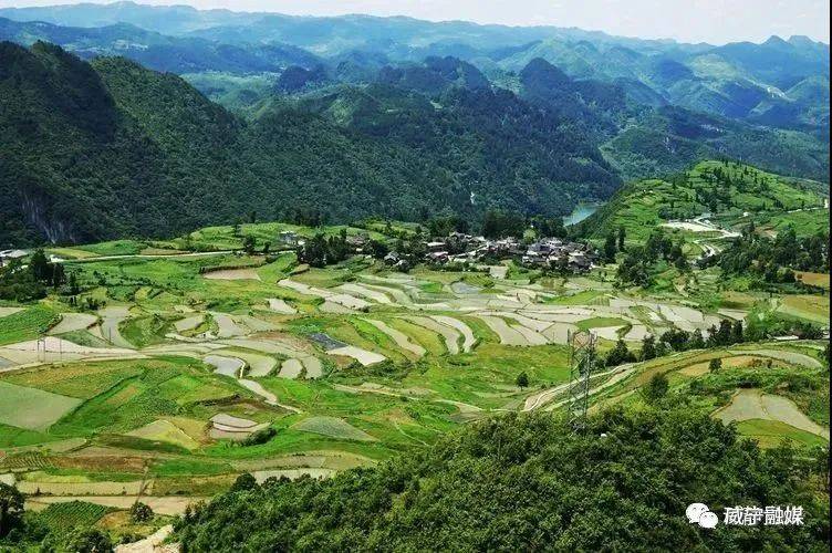 33个威宁这些村家庭拟获此殊荣