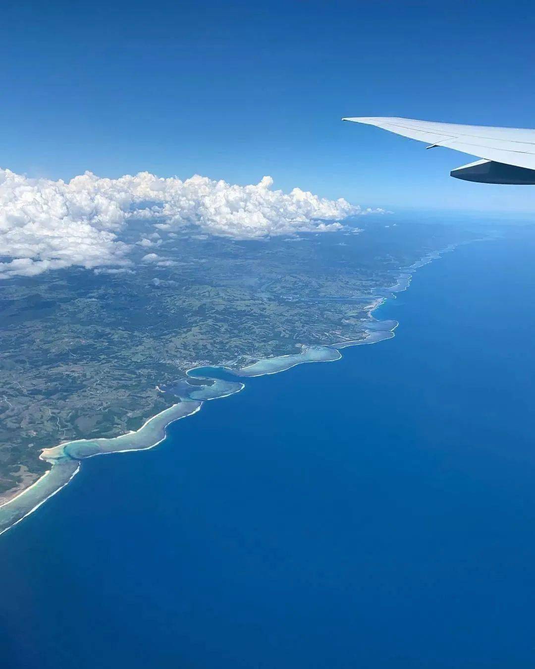 斐济把国际机场选址楠迪的现址,是因为该处位处于维提岛西岸,气候较