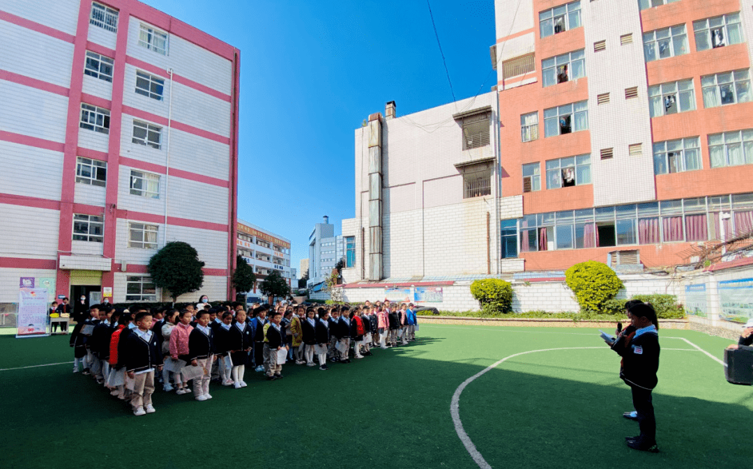 童心向党 队旗飘飘——五华区莲华小学一年级队前教育系列活动