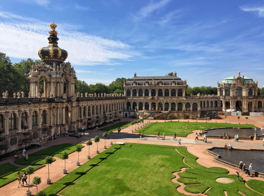 被战争毁掉的欧洲明珠德累斯顿重建后依然辉煌