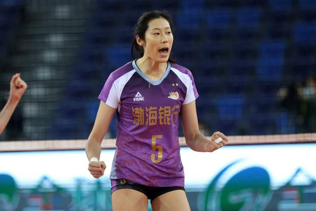 朱婷蝉联排超mvp!_中国女排