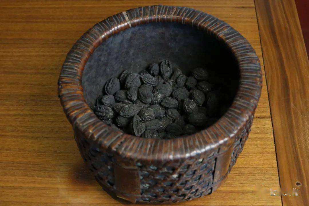 新品大促丨冬天煮水烹茶就用这款野生核桃炭