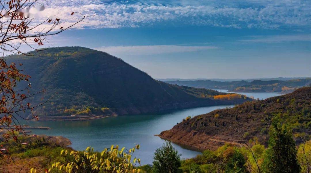 喜欢它的温婉喜欢小浪底的冬天,喜欢它的明媚盈一怀风,吟一阕碧水长天