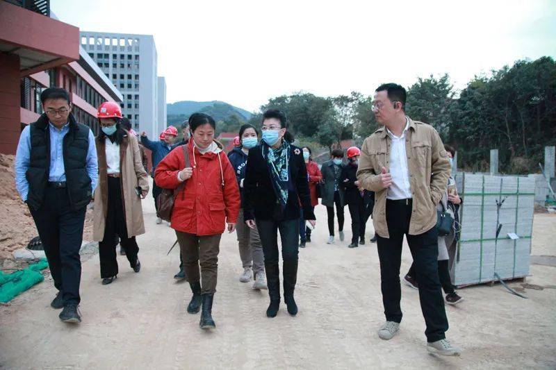 柳红调研福建省十三五卫生健康重点项目