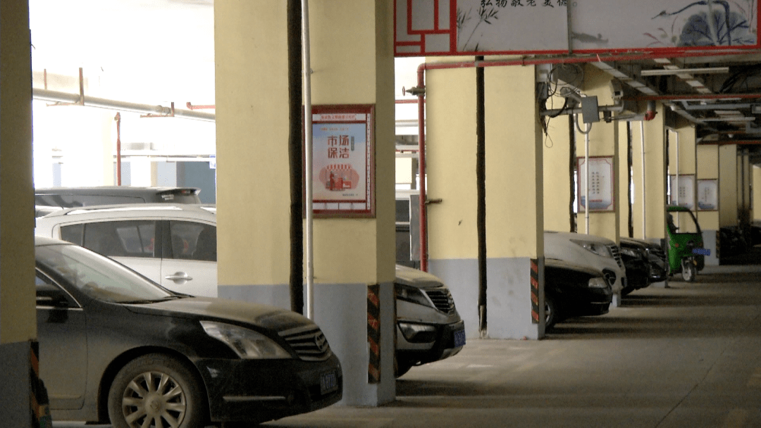 小区开发商架空层当车位出售究竟行不行