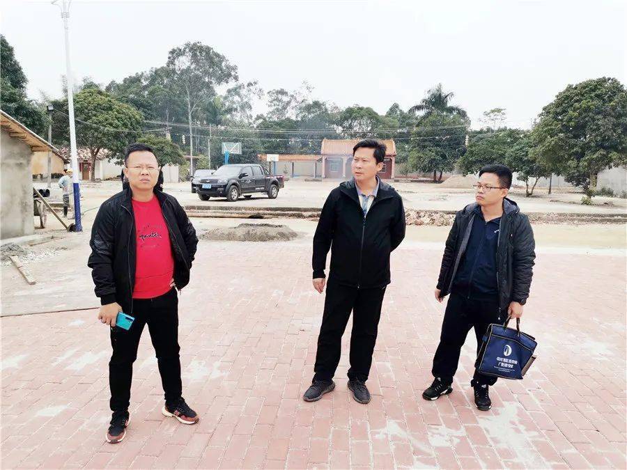 梁田调研村社区两委换届乡村振兴项目建设等工作