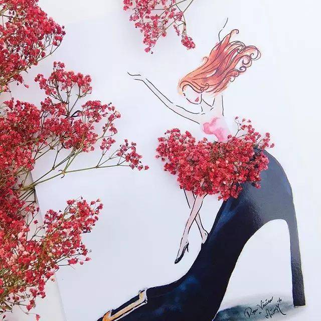 她把花瓣做成裙子穿身上整个世界都美醉了