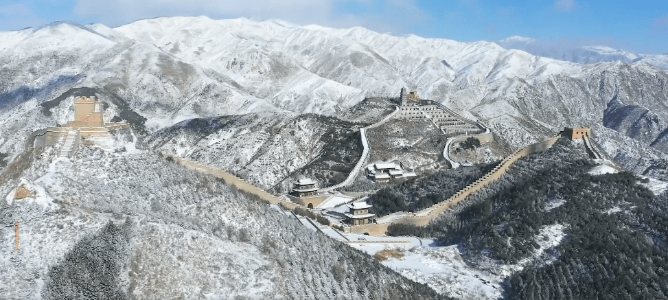 今日大小事67航拍银装素裹的雁门关长城