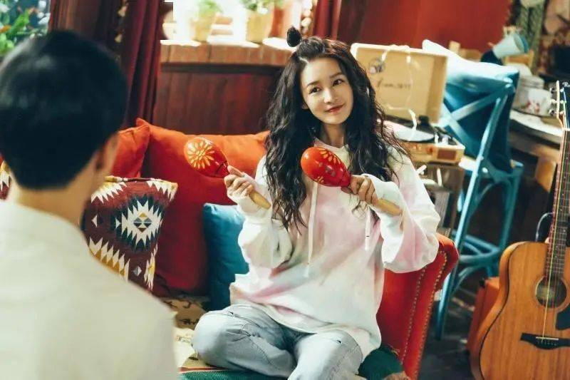 即将上映12月31日沈腾乔杉马丽艾伦新影片温暖的抱抱笑送2020