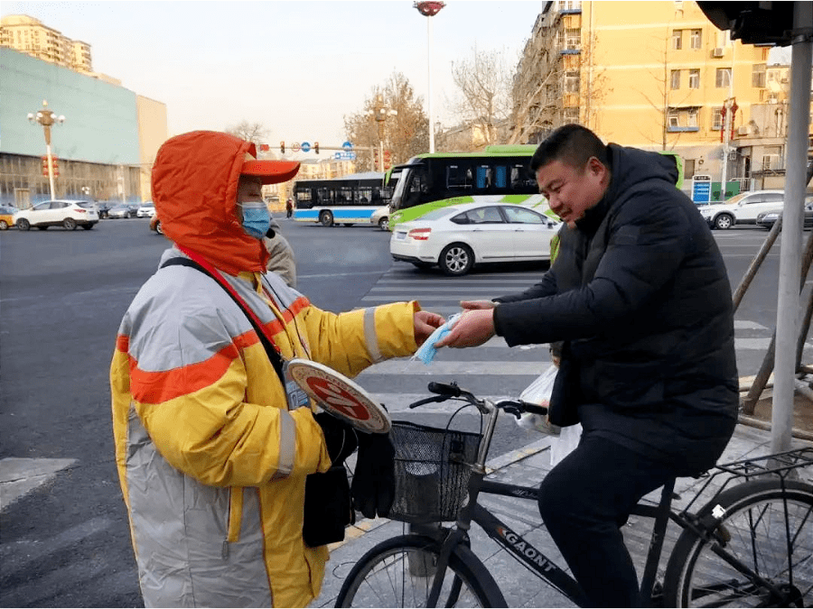 疫情防控门头沟热心人出动