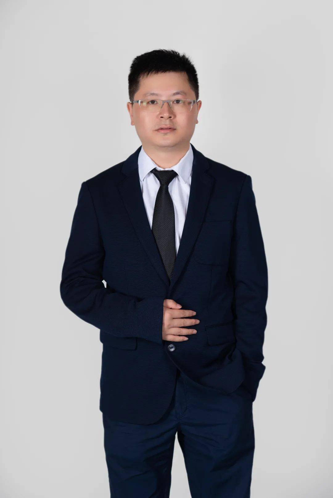 郑杰(点击图片可查看大图)教练简介- 再次祝贺以上获奖同学 -(图片