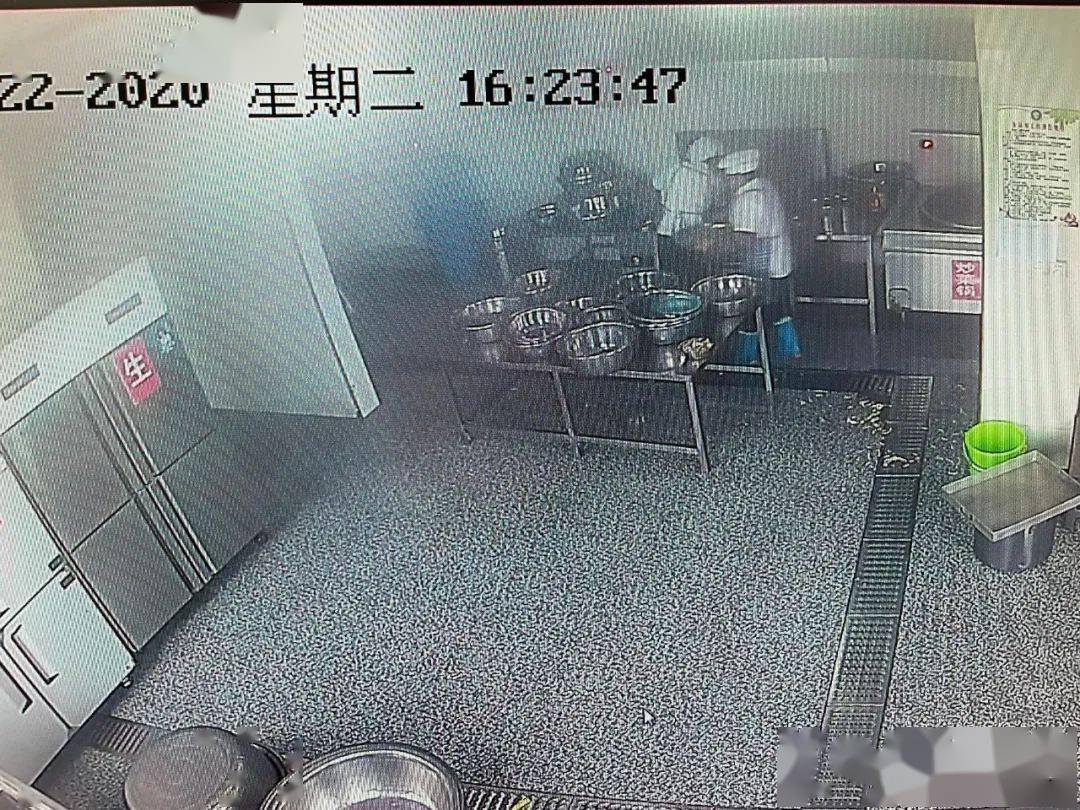 息烽县实施"明厨亮灶"项目 学校食堂视频监控在全市率先实现全覆盖