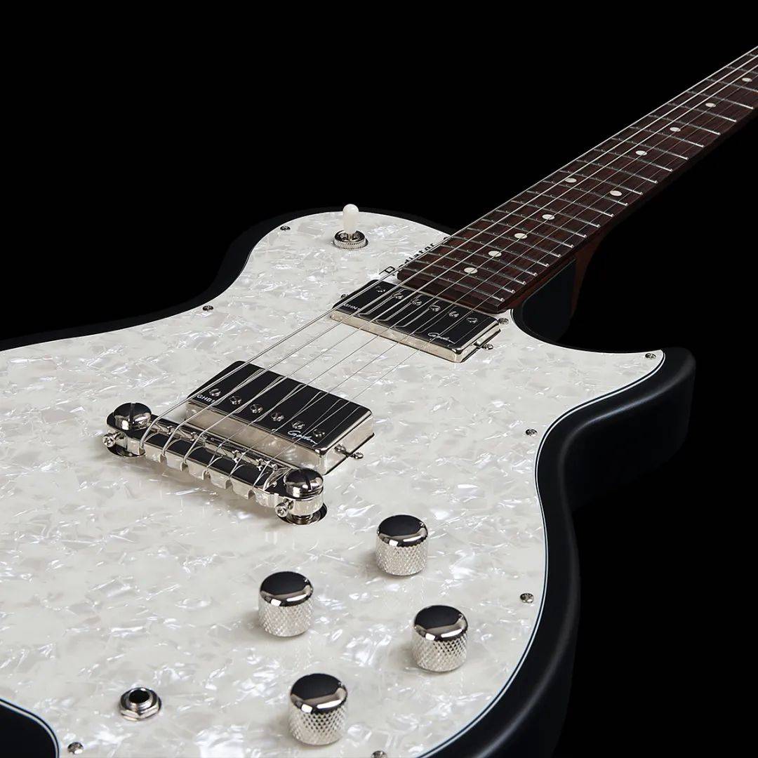 大护板大舞台产自加拿大的黑科技枫木琴体单缺角吉他godinradiator