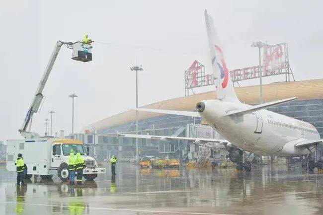 东航安徽分公司积极应对寒潮天气保障航班运行