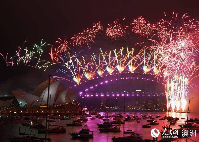 澳大利亚悉尼举行2020跨年烟花秀迎接崭新一年
