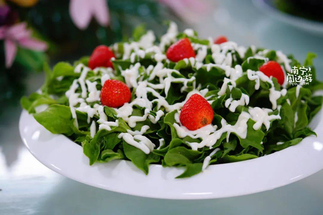 冰菜△沃柑香排骨现在预订水果宴价格也很划算水果宴订餐要提前一天