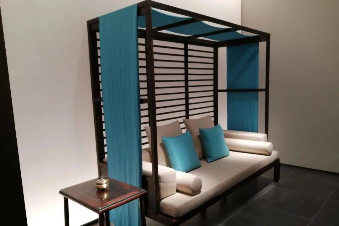 璞睿生活艺术引领红木新潮流