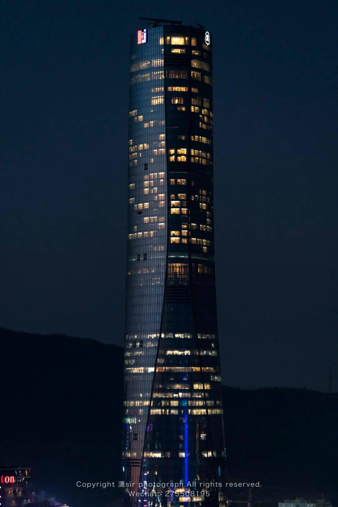 图注:珠海中心(图片来源:潇sir)位于珠海中心大厦的澳门产业多元十字