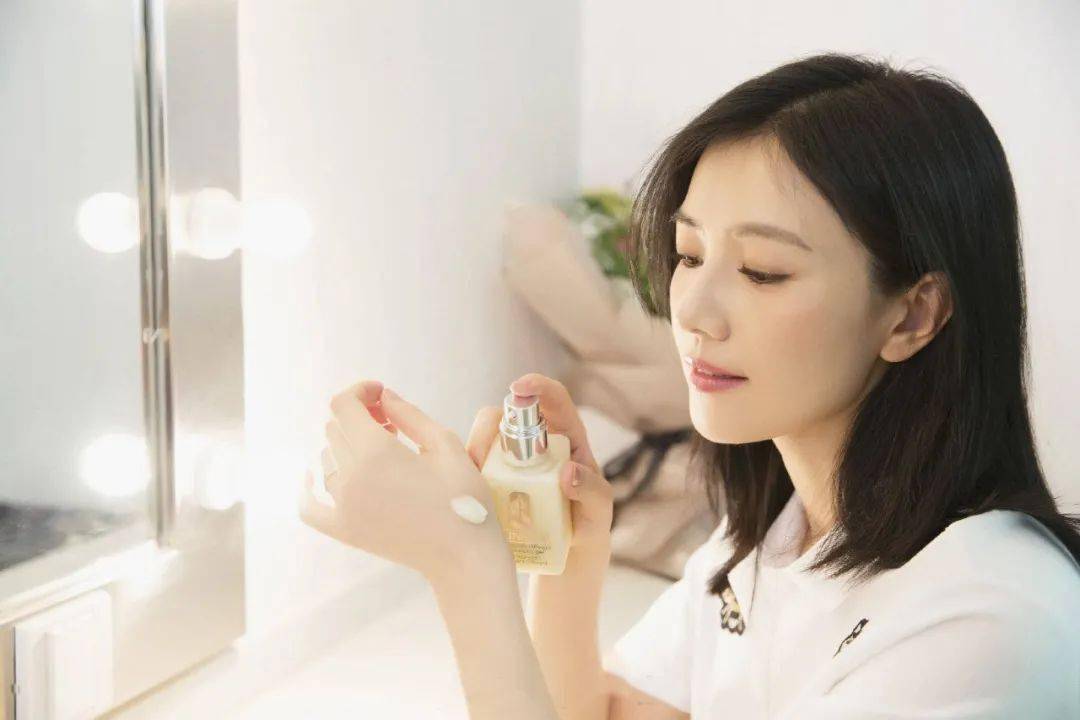 如果你冬天不知道用什么,就用倩碧小黄油