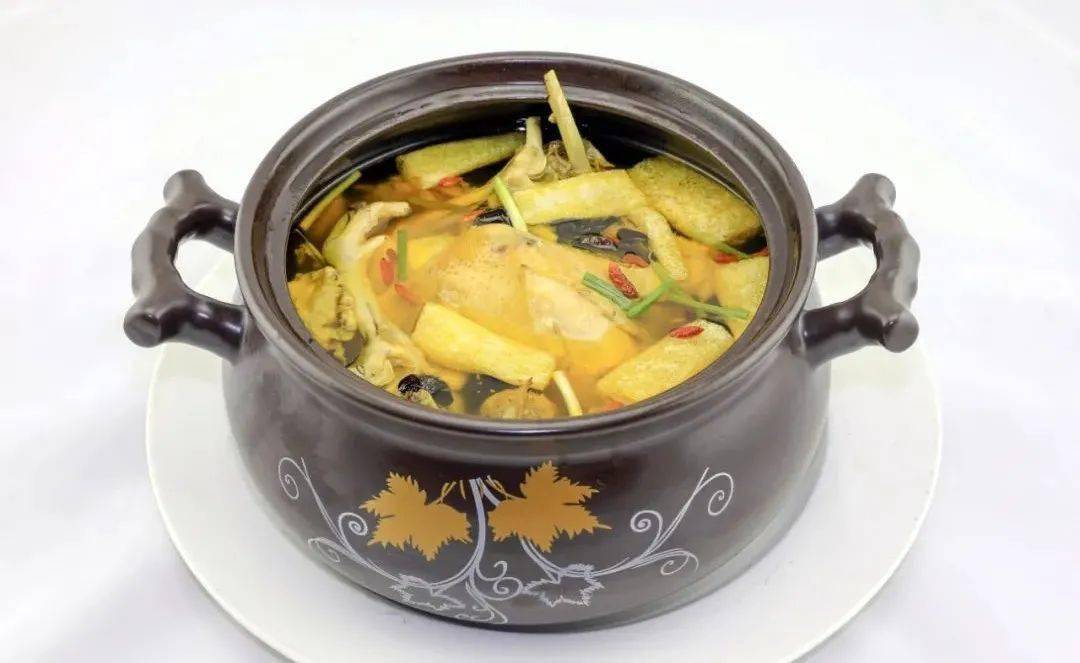 红曲酒,海棠糕 文旅集团的品茗三绝,文旅商品 ▲鱼丸汤  (以上所有