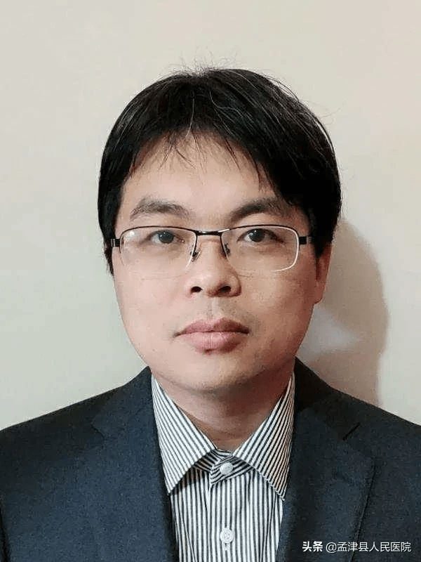 10月31日,郑大一附院专家将来孟津县人民医院坐诊