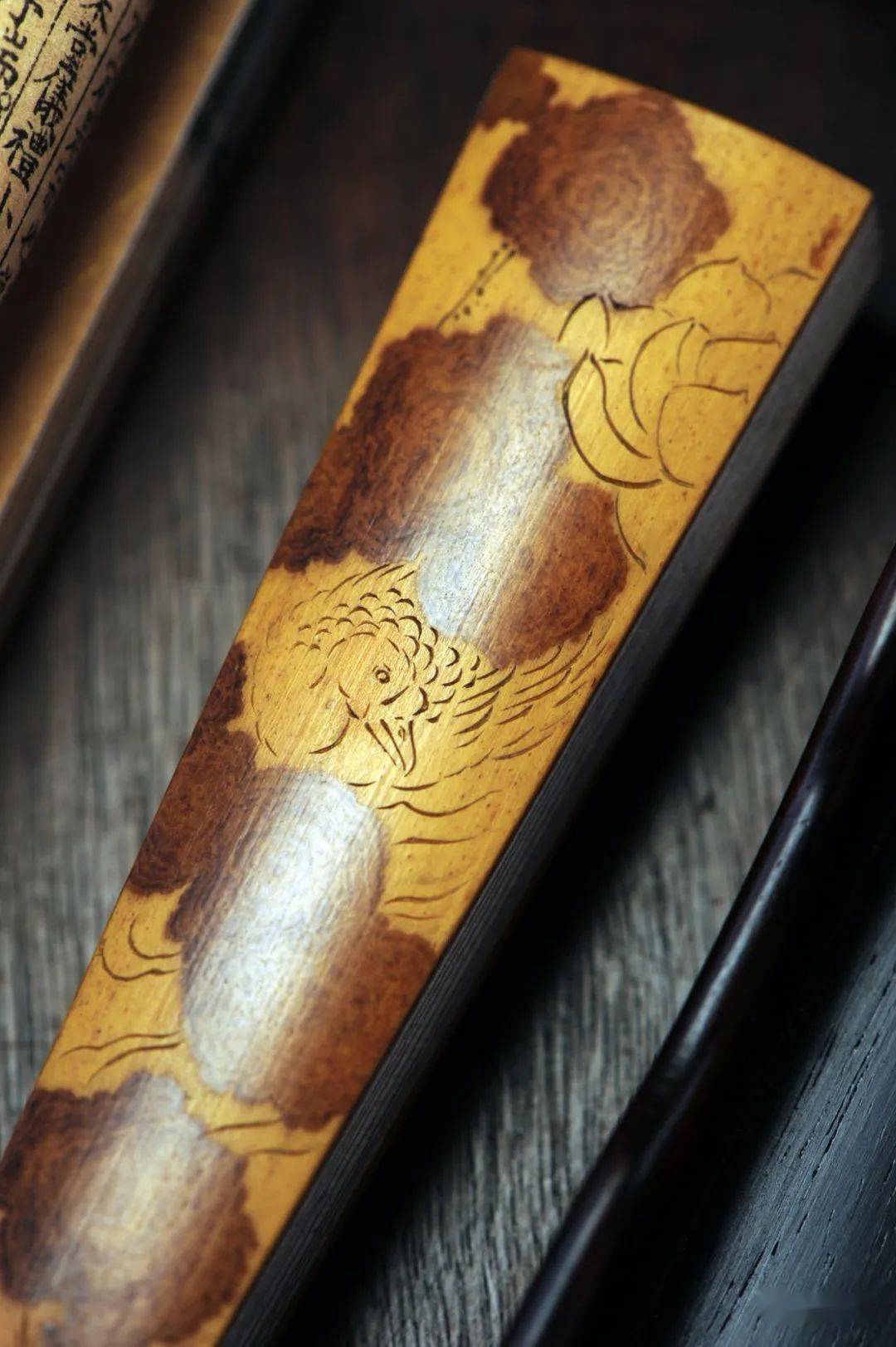 刀笔未辍意未穷:苏镇焕扇骨镌刻艺术欣赏_雕刻