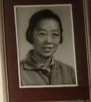 急救车时母亲患有严重的肝病史铁生一直不知道却再也没能回来…没想到