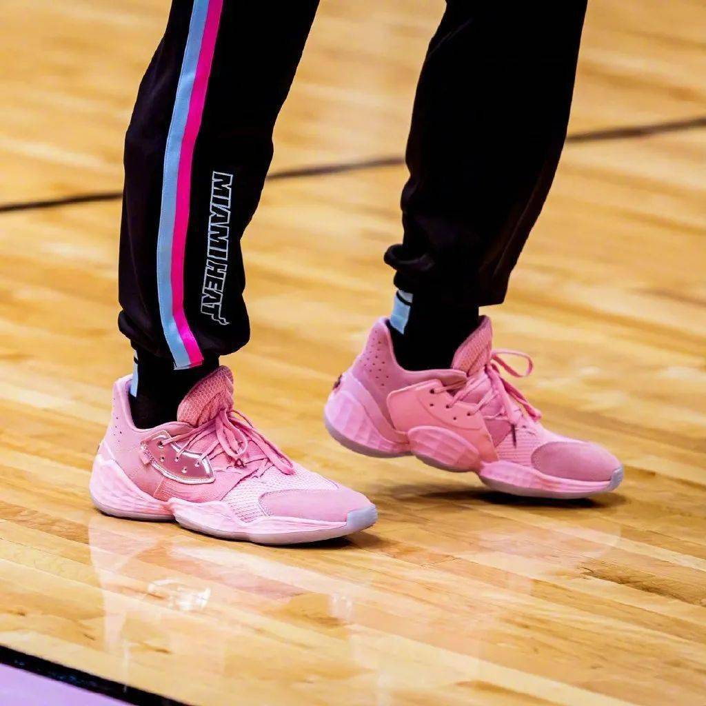 球星上脚 | 海沃德2代新配色很猛!今天上脚都很强!_nike