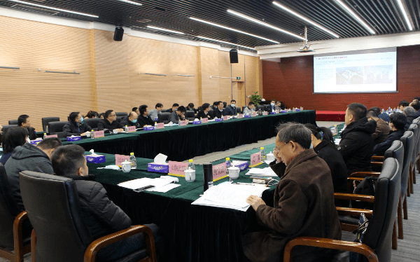 我市律师界代表委员参加市十四五规划纲要座谈会