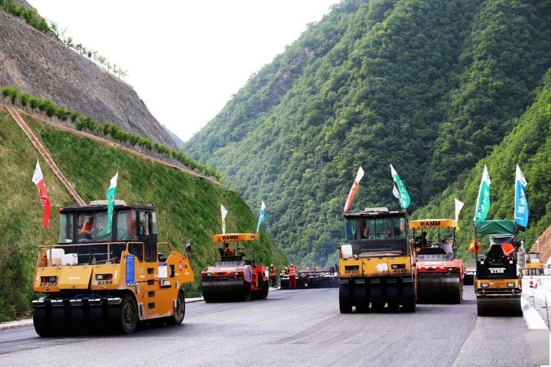 穿越秦岭,"大阻"变"大通"