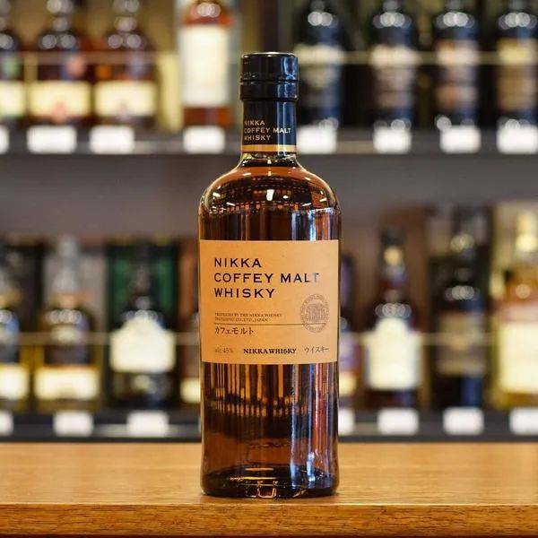 此酒来自日本鼎鼎大名的威士忌巨头一甲nikka,其创始人是"日本威士忌