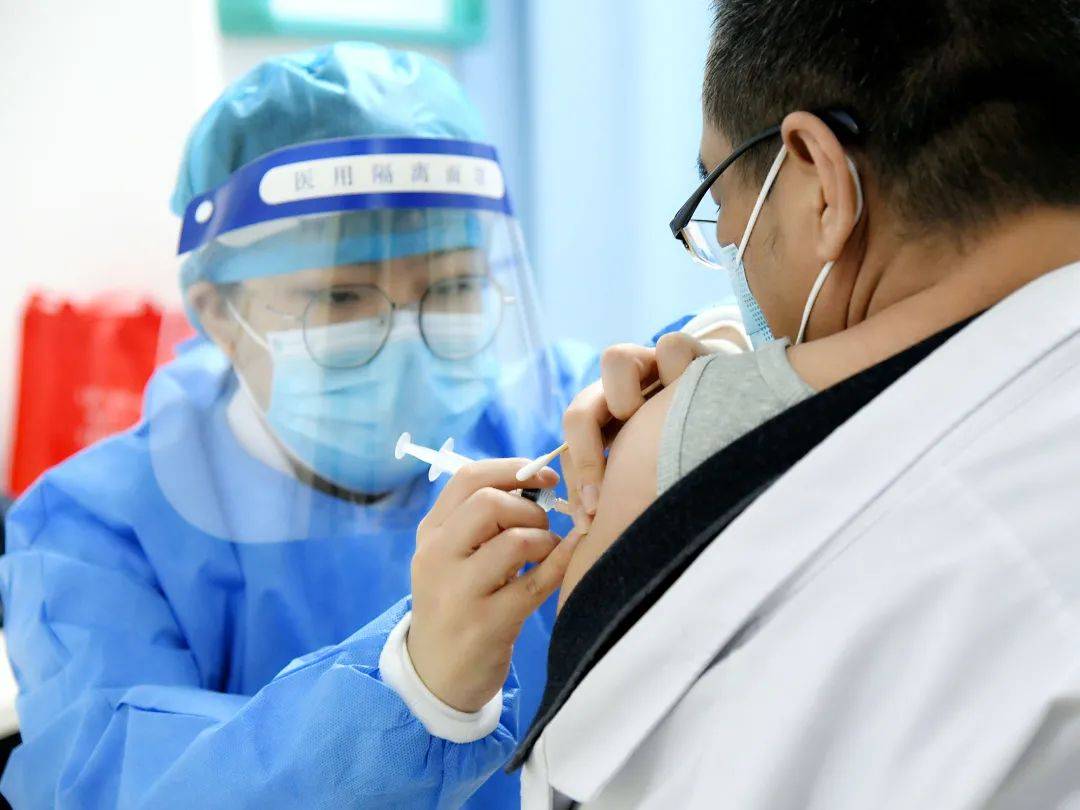 疫苗接种助力抗疫西青医院完成新冠疫苗重点人群接种工作