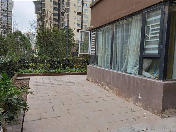 武胜幸福里小区一楼违建花园终于被拆怎么回事