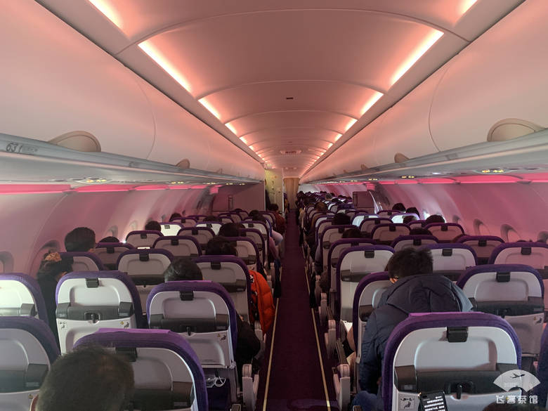 最漂亮的a321吉祥首架墨镜321neo黄紫色调很养眼