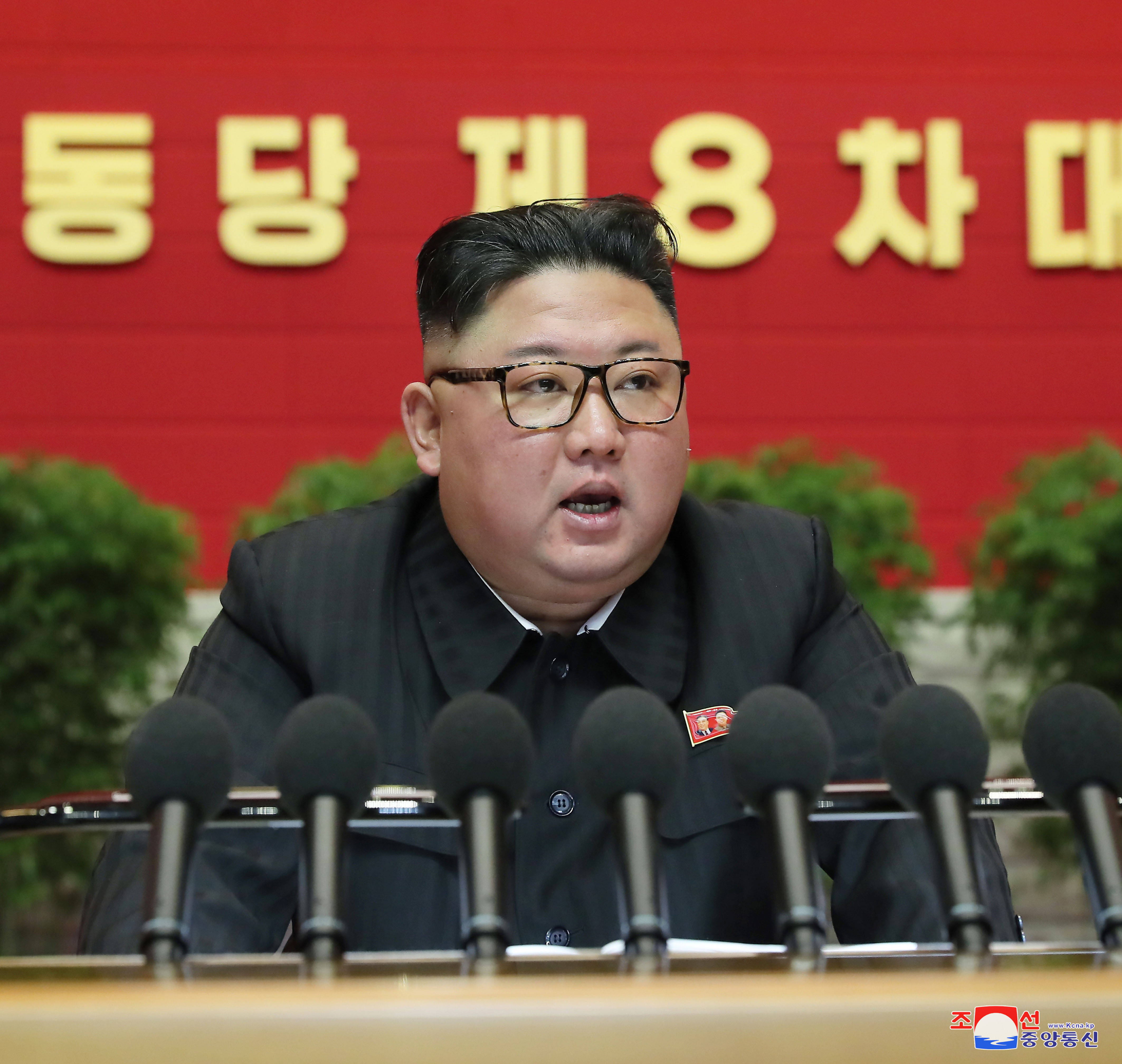 这张朝中社1月9日提供的照片显示,1月5日至7日间,朝鲜劳动党委员长,国