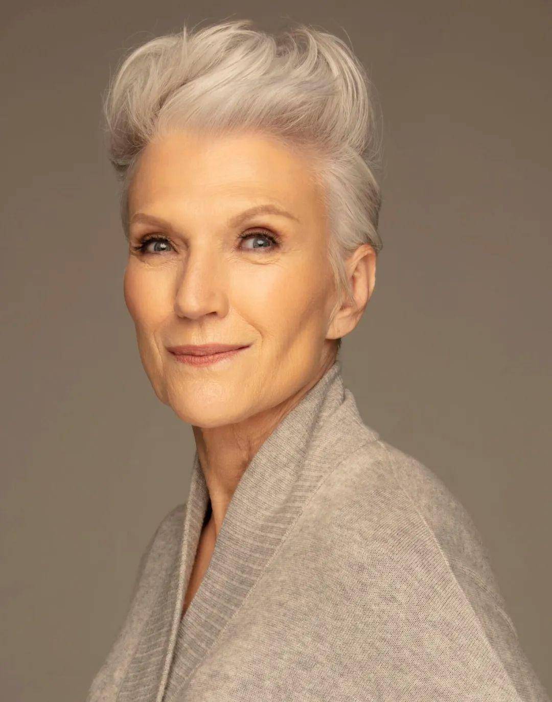 硅谷钢铁侠马斯克的母亲梅耶马斯克给你的三条人生建议