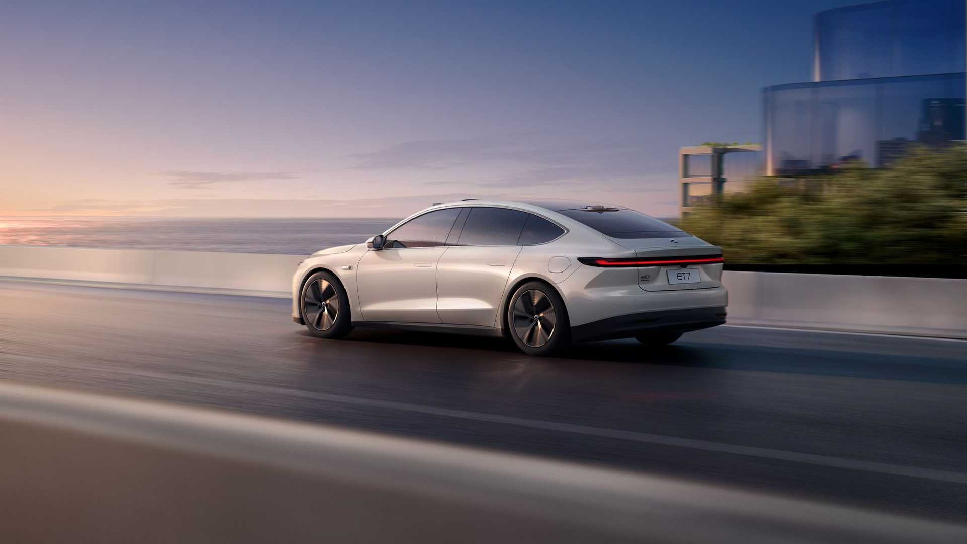 扳回一城!蔚来et7正式上市,看完配置感觉特斯拉又不香了