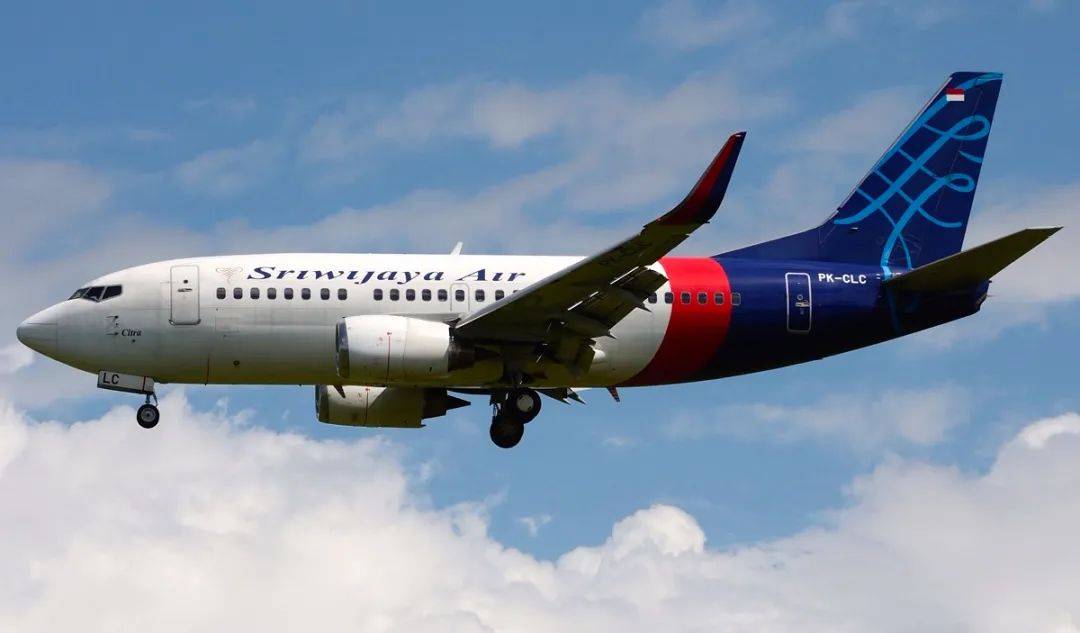 当地时间1月9日下午,印尼三佛齐航空公司(sriwijaya)的一架波音737
