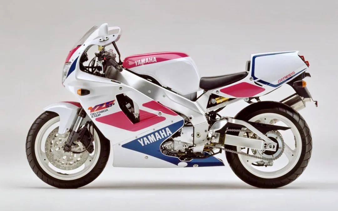下面的图片,1992 fzr400rr sp 日本本土版(资料图片).