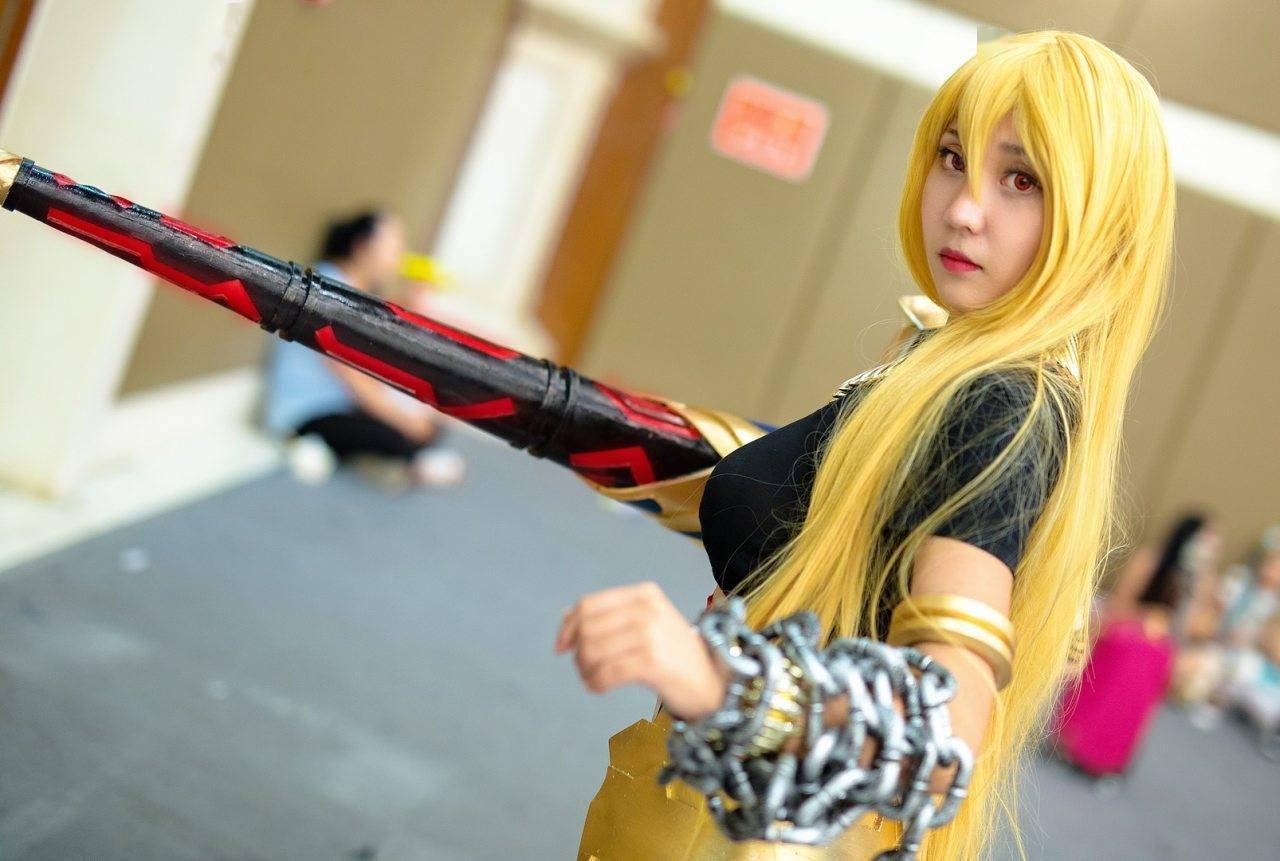 fategrandorder吉尔伽美什cosplay