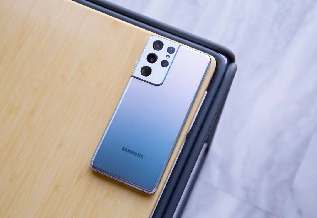 三星galaxy s21 5g图赏:诠释极致美!彻底告别曲面屏_系列