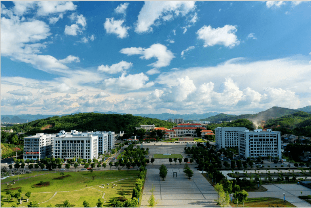 贺州平桂矿区华丽转身争做康养标兵