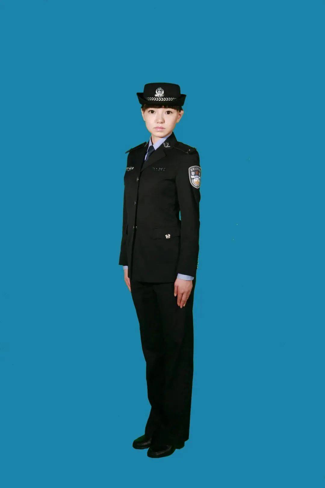 2020公安新式警服警察图片