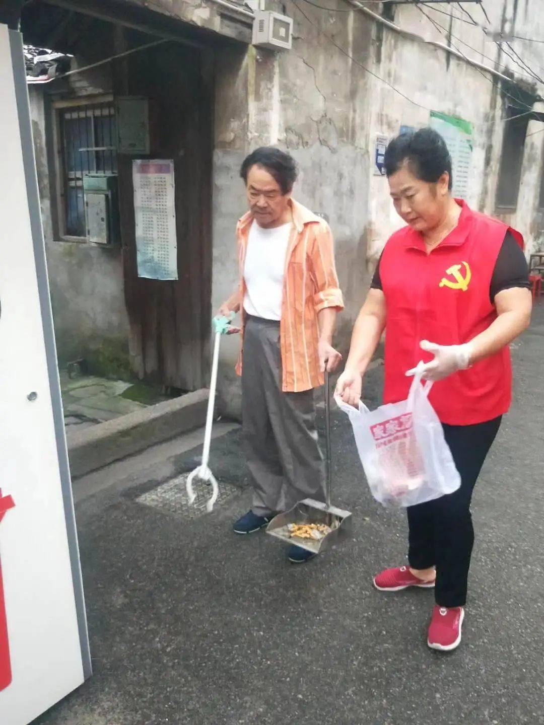 正能量餘姚這位愛管閒事的62歲徐大姐管得讓人忍不住豎起大拇指